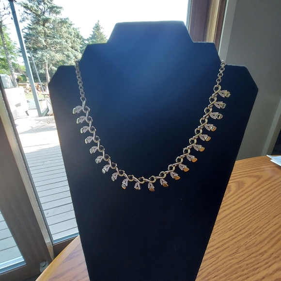 Vintage Chain Necklace w/Leaf Design/ Goldtone & Enamel.VGC & Attractive! - Picture 9 of 13